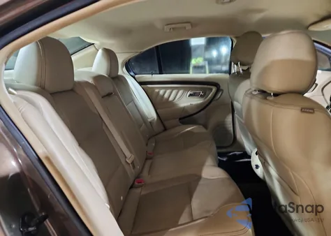 2015 Ford Taurus Limited z USA, uszkodzony, nr VIN 1FAHP2F86FG134251